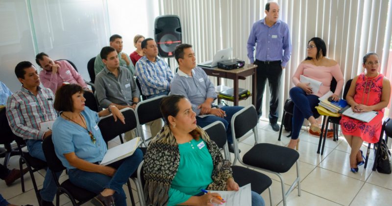 TALLER DE ASESORIA ESPECIFICA PREVENTIVA PARA LA IMPLEMENTACION DEL CONTROL INTERNO