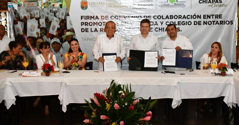 FIRMA DE CONVENIO ENTRE NOTARIOS DE LA ZONA SOCONUSCO Y PROVICH