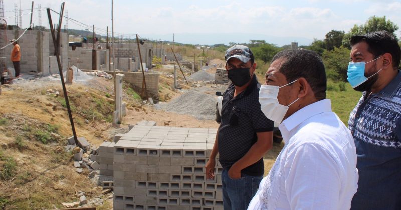 Provich construye 42 viviendas para reubicar a familias de la colonia 6 de Junio